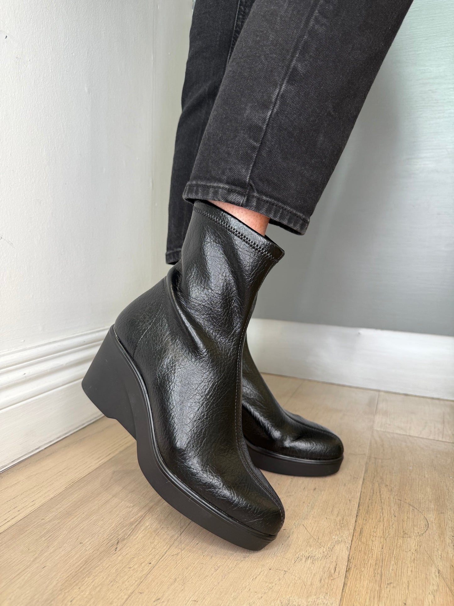 Miss Elastic - Black Leather Stretch Sock Wedge Boot