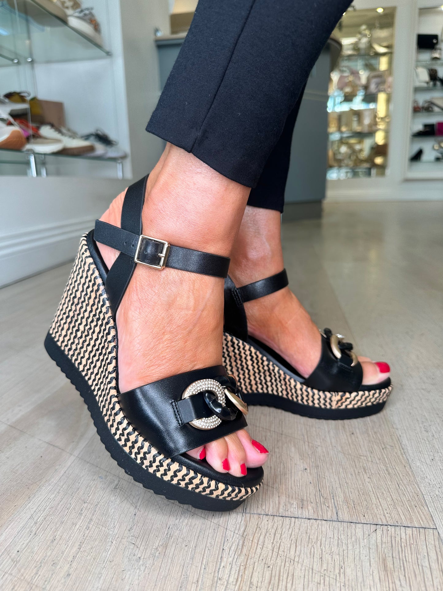 Repo - High Black Wedge With Diamante & Gold Chain Trim