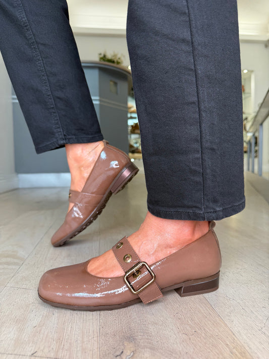 Hispanitas - Mocha Flexy Patent Square Toe Mary Jane Shoe