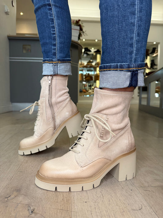 Hispanitas - Winter Cream Leather/ Suede Mix Boot With Lace Detail and Chunky Sole
