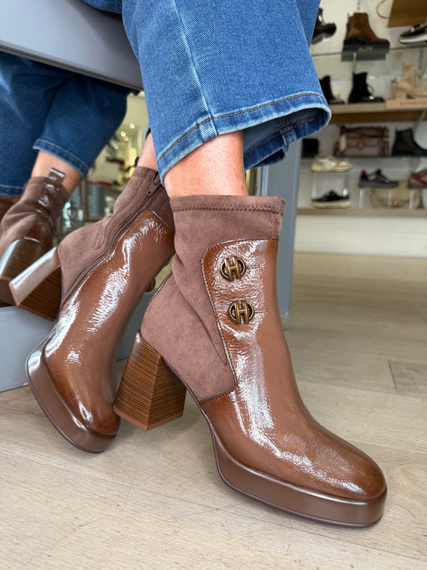Hispanitas - Mocha Flexy Patent/ Stretch Suede Block Heel Boot