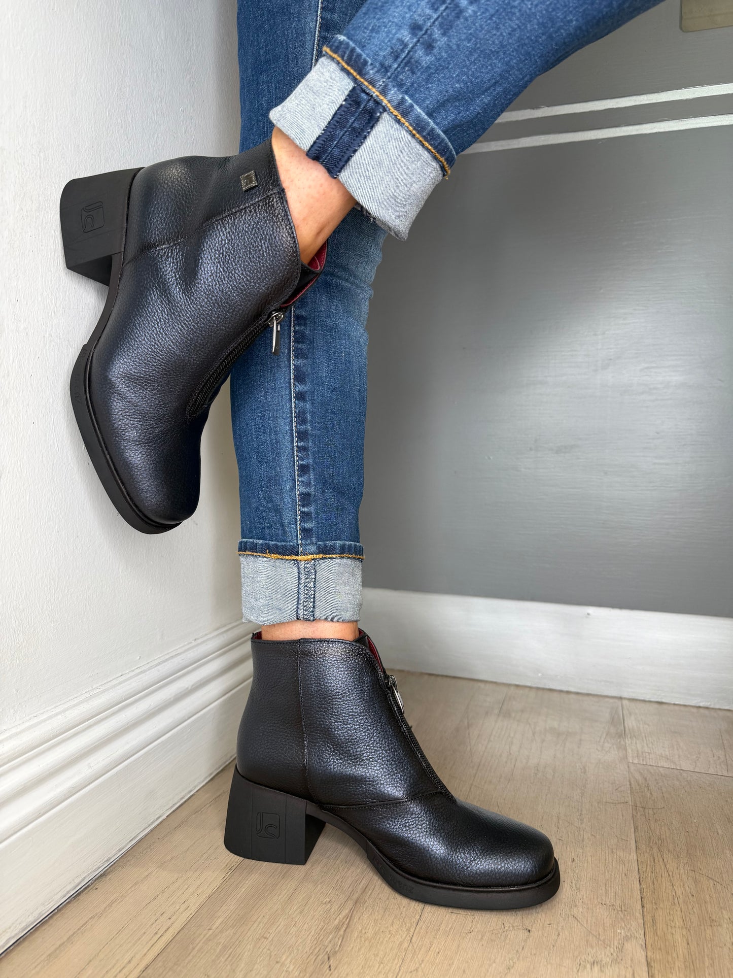 Jose Saenz - Dark Navy Leather Block Heel Zip Up Boot