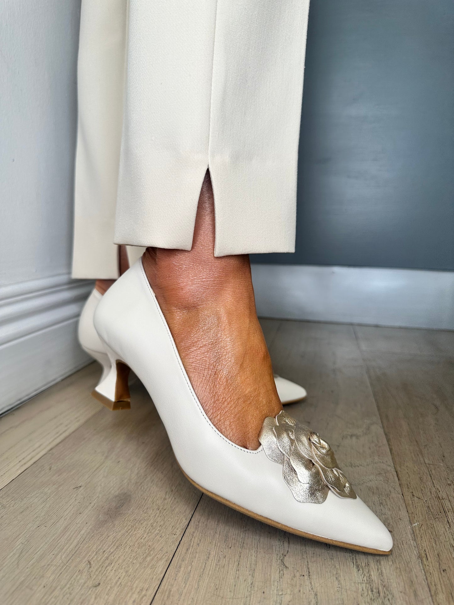 Marian - Rich Cream Nappa leather Kitten Heel Shoe With Soft Gold Flower Trim