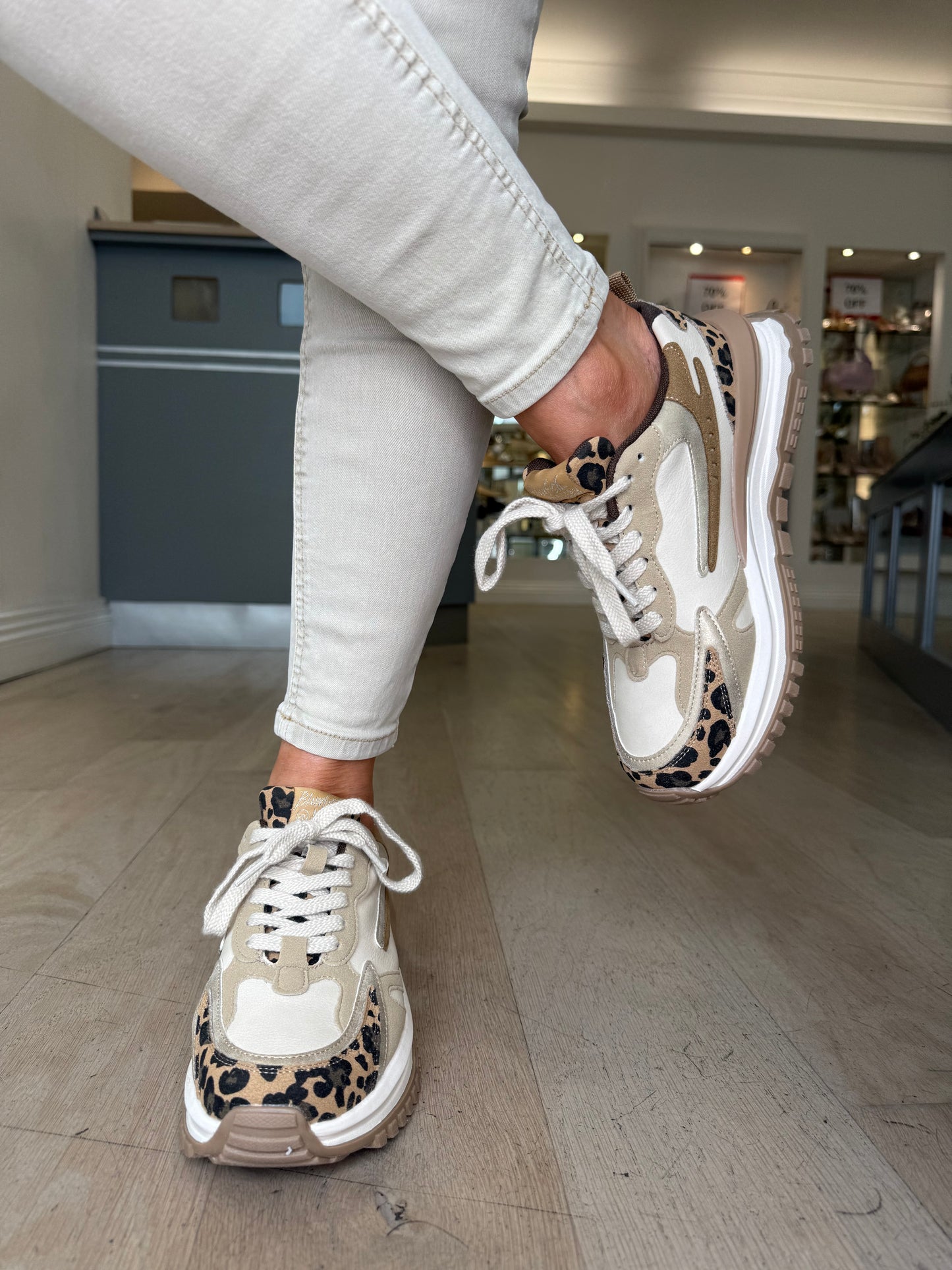 Blowfish Malibu - Leo Leopard Print / Cream Multi Lace Up Chunky Trainer