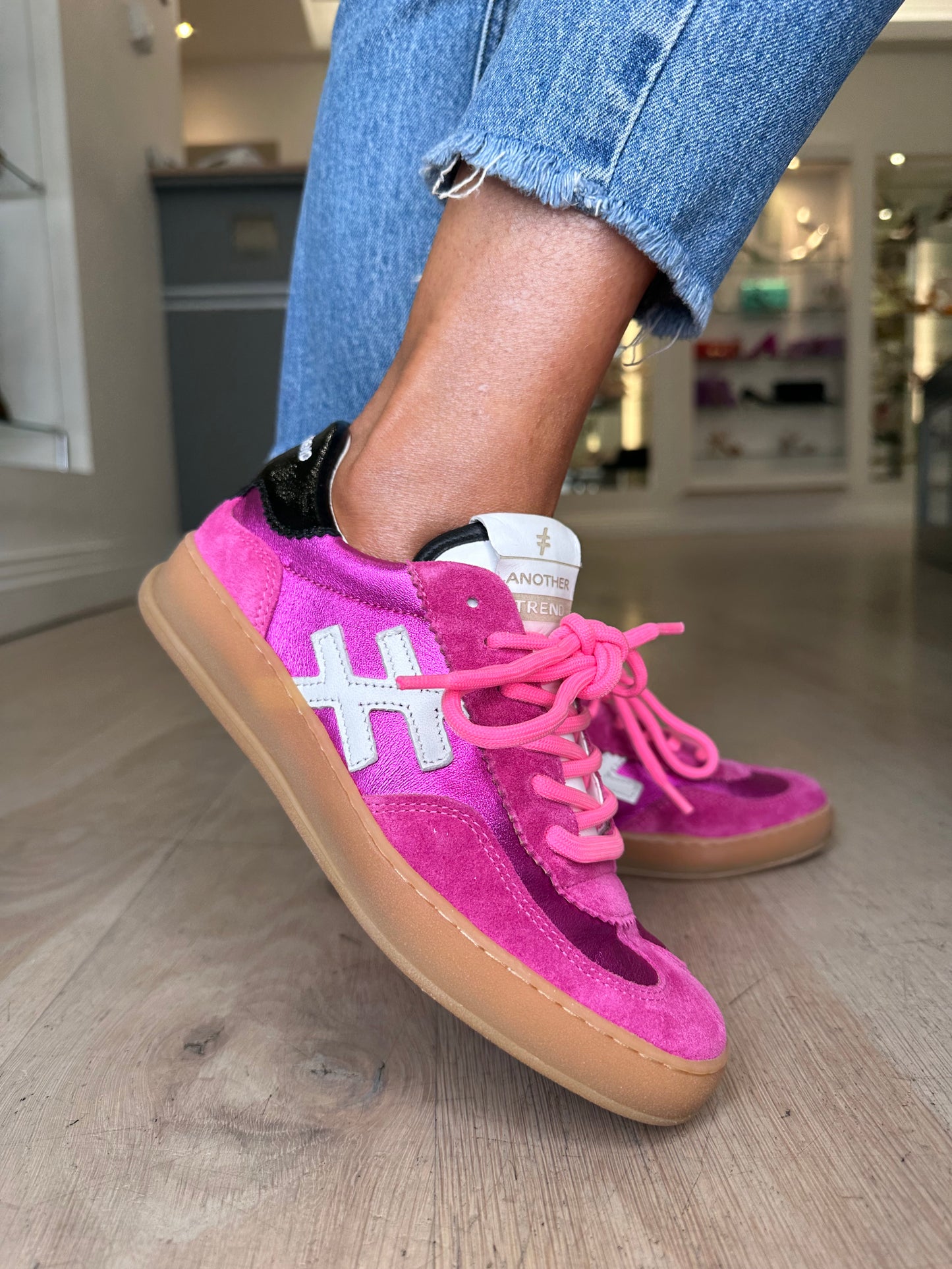 Alpe (Another Trend) - Hot Pink Suede/Metallic Trainer