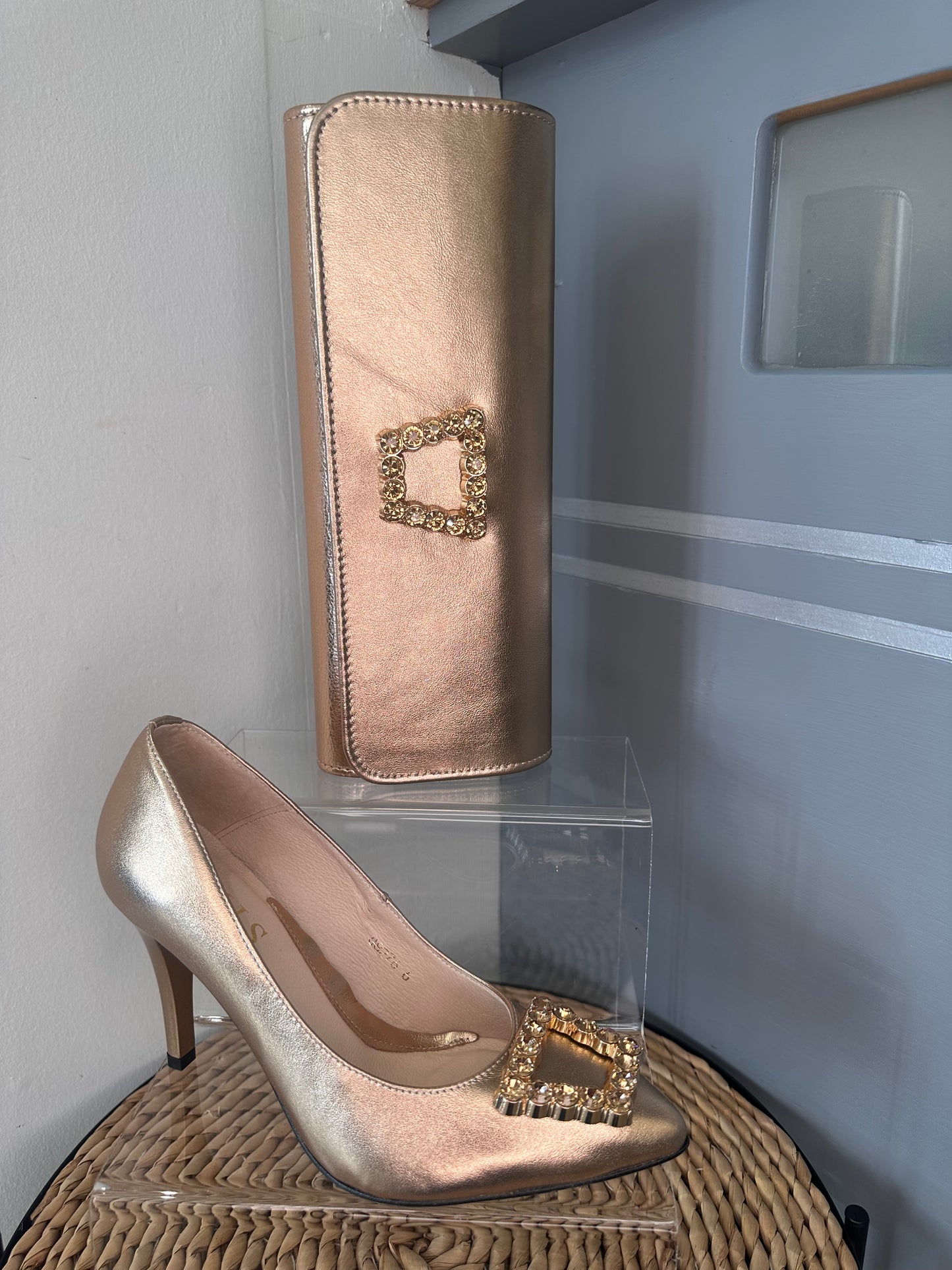 Emis - Antique Bronze Court Shoe With Bronze Stone Trim