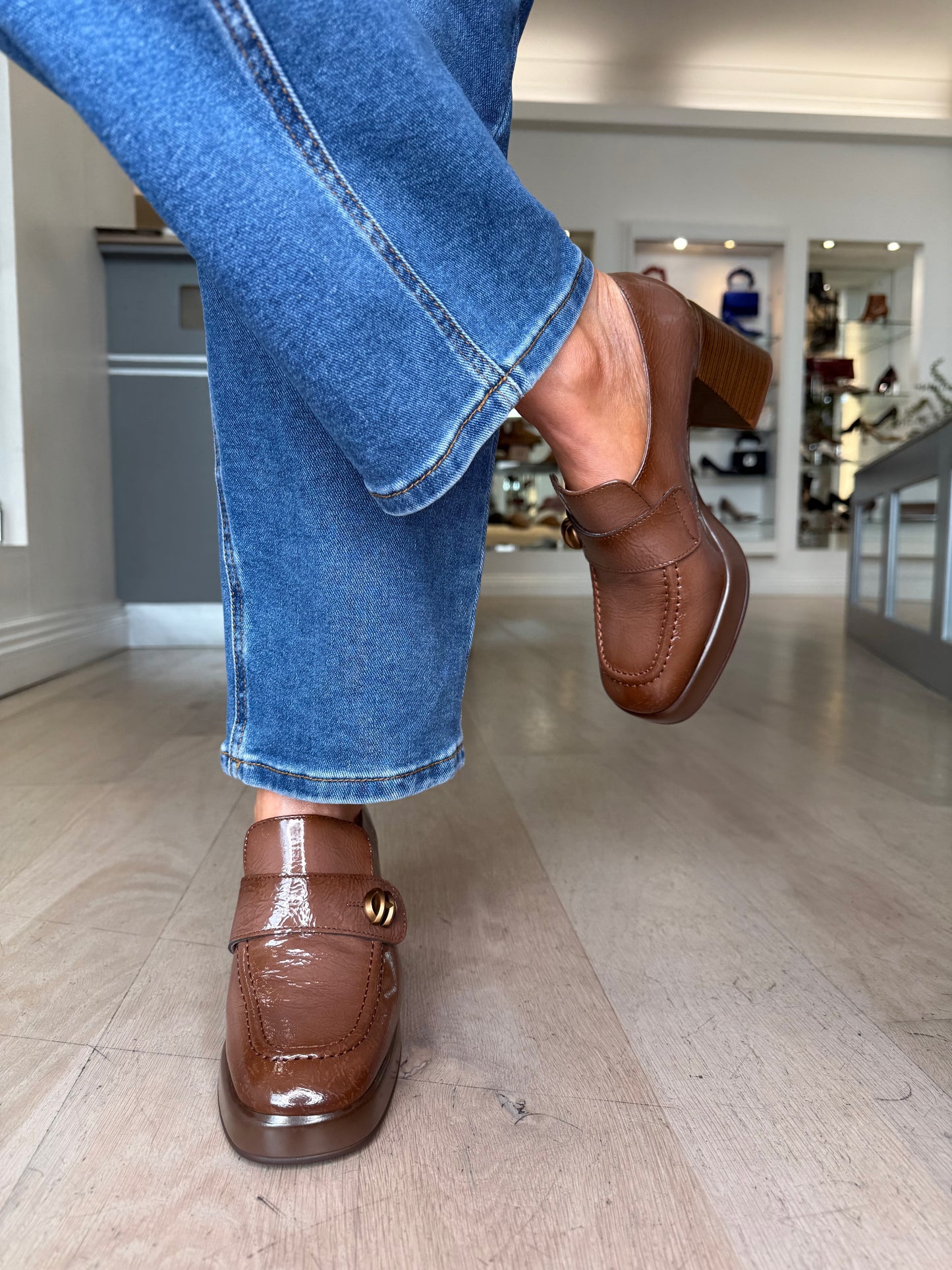 Hispanitas - Flexy Patent Mocha Block Heel Shoe With Platform Sole
