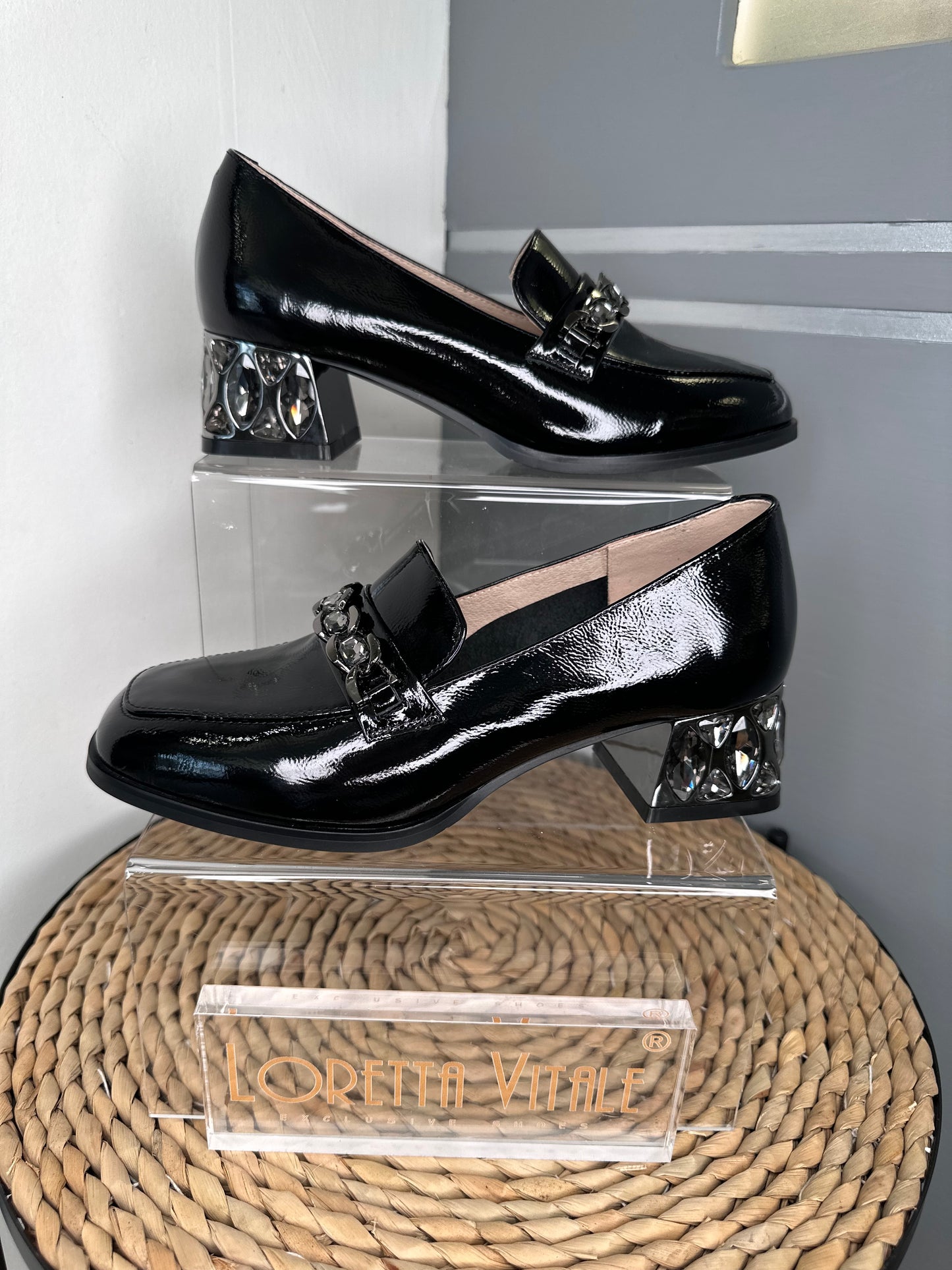 Loretta Vitale - Black Flexy Patent Block Heel Shoe
