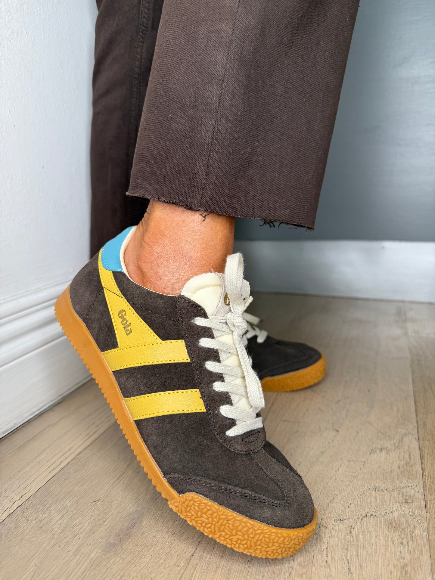 Gola - Elan Soft Mocha Brown Suede Trainer With Yellow & Blue Trim