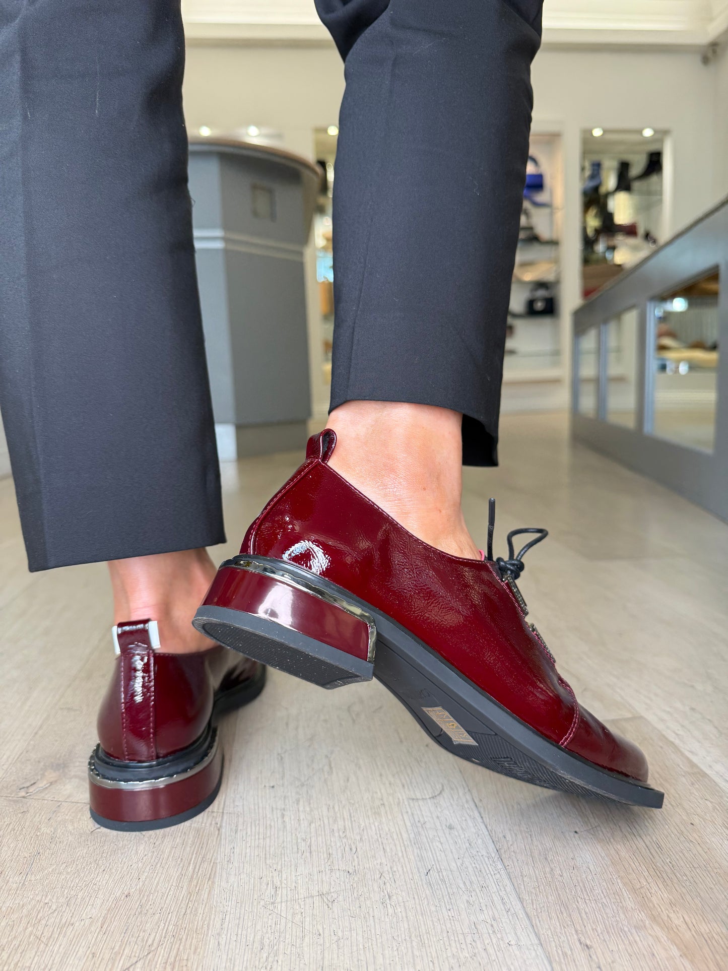 Loretta Vitale - Wine Flexy Patent Lace Up Brogue