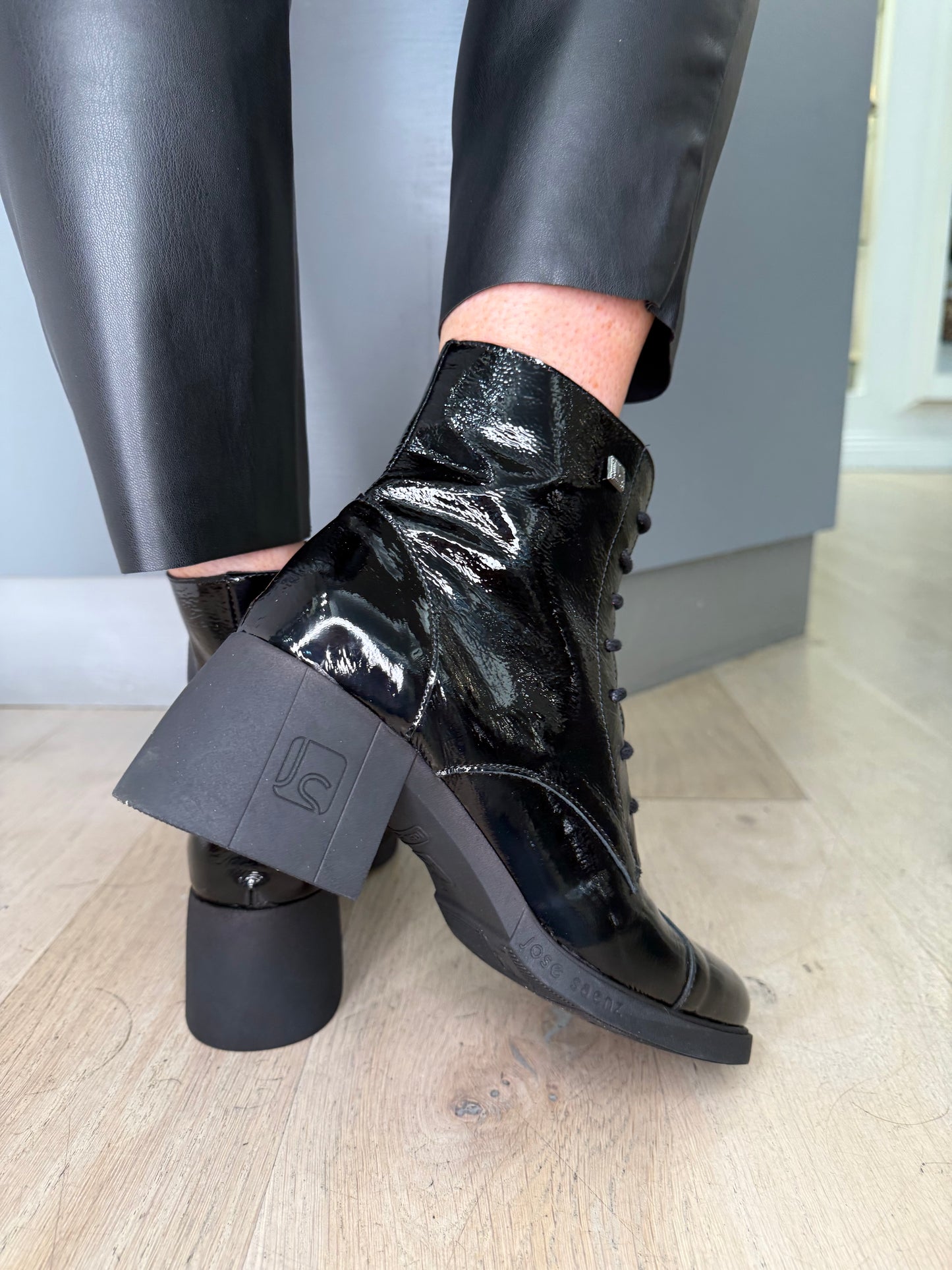Jose Saenz - Black Flexy Patent Leather Lace Up Boot With Block Heel & Side Zip