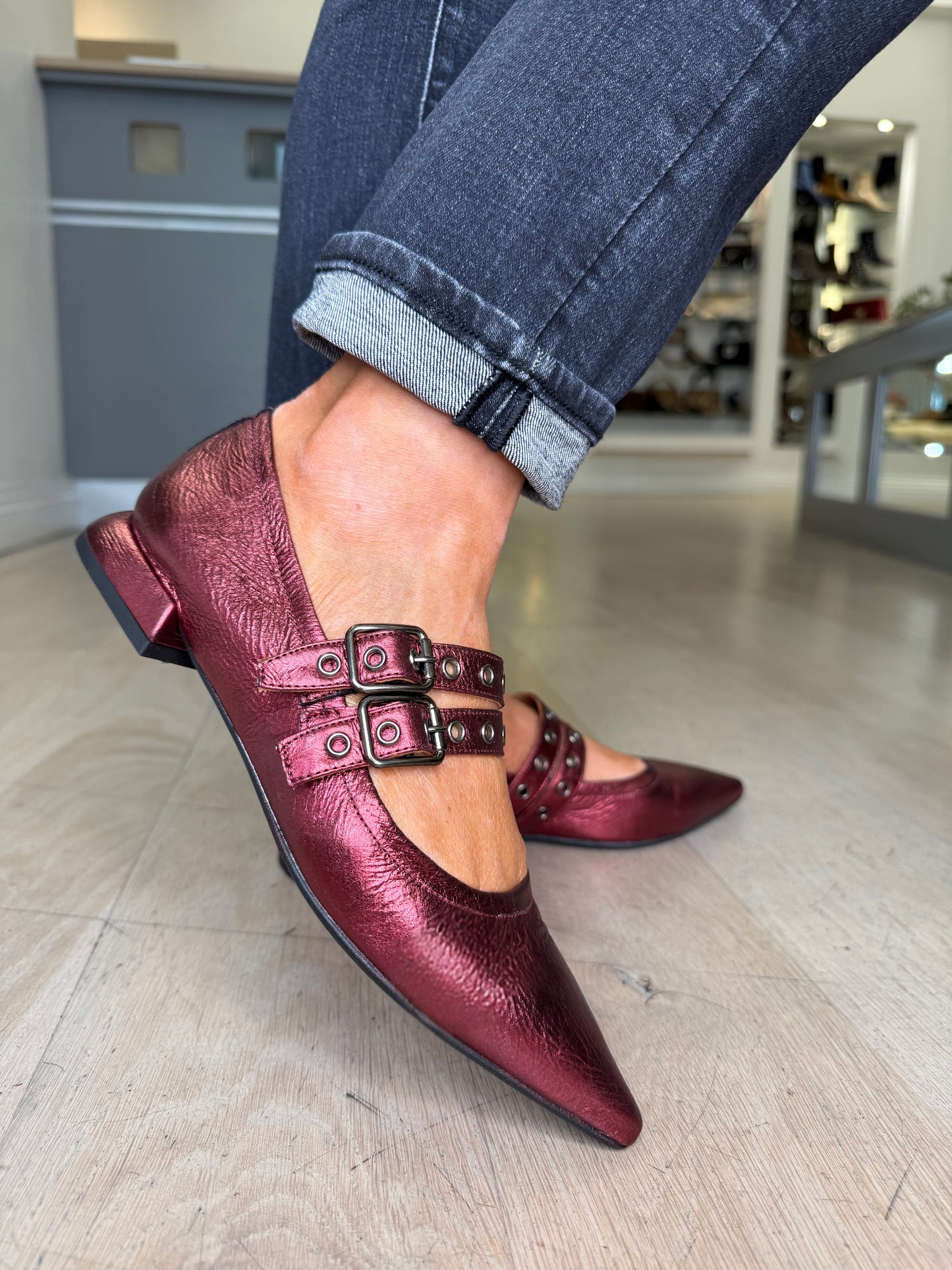 Marian - Metallic Wine Nappa Leather Pointy Toe Pomp