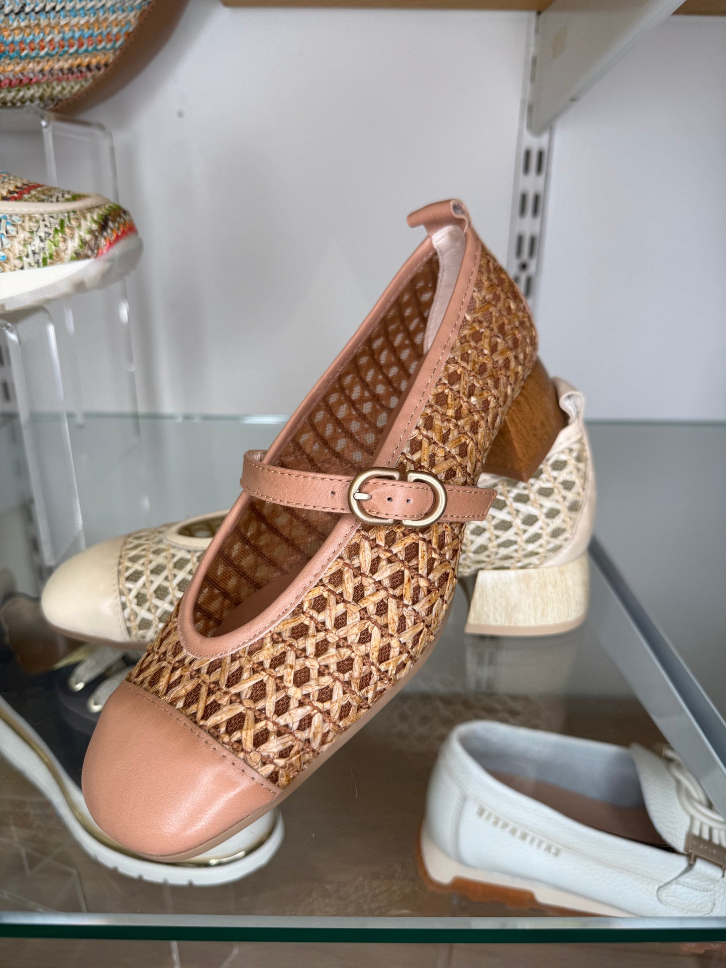 Hispanitas - Desert Hessian Mesh & Leather Mary Jane Pump With Heel