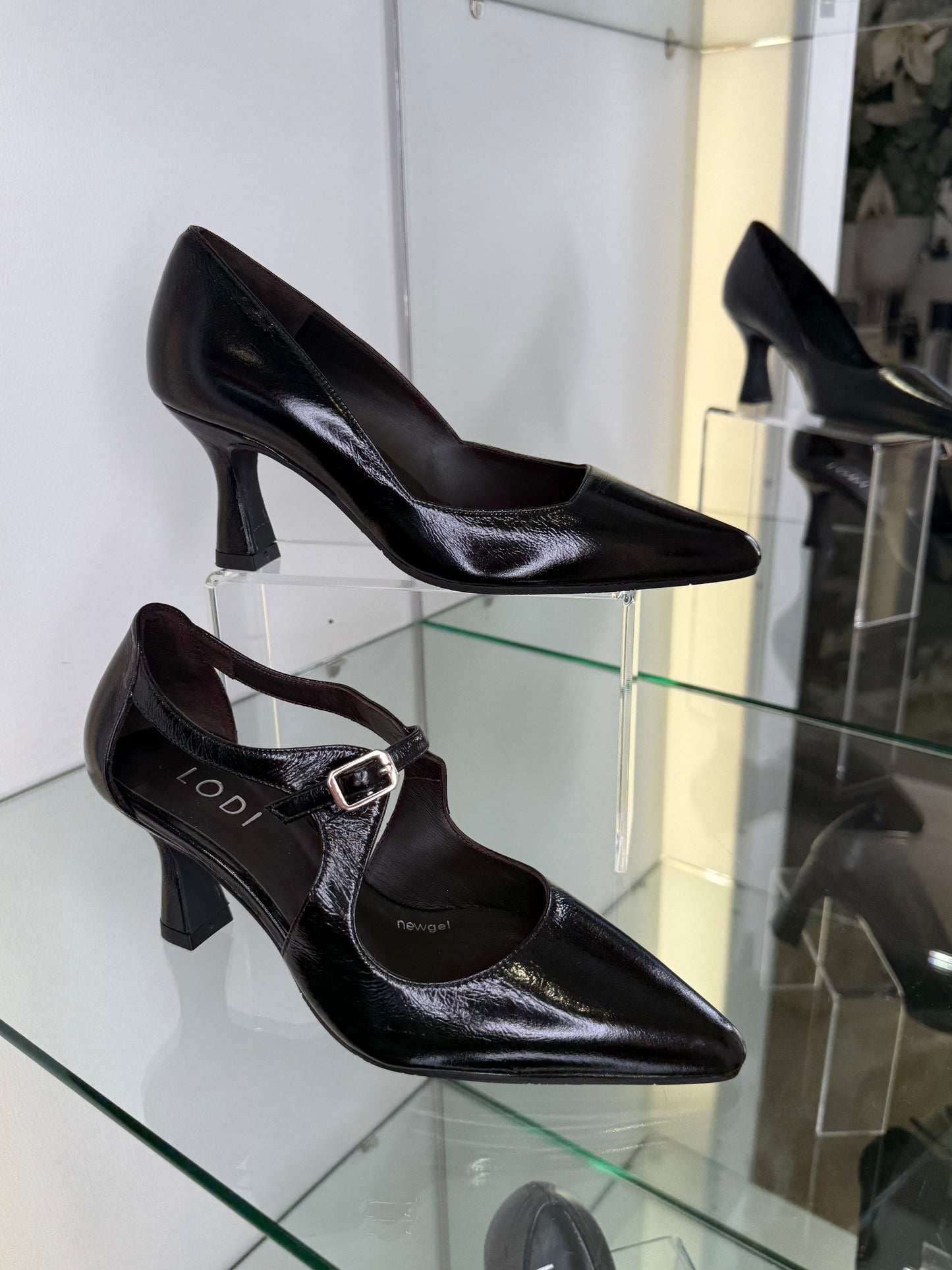 Lodi - Black Flexy Patent Court Shoe