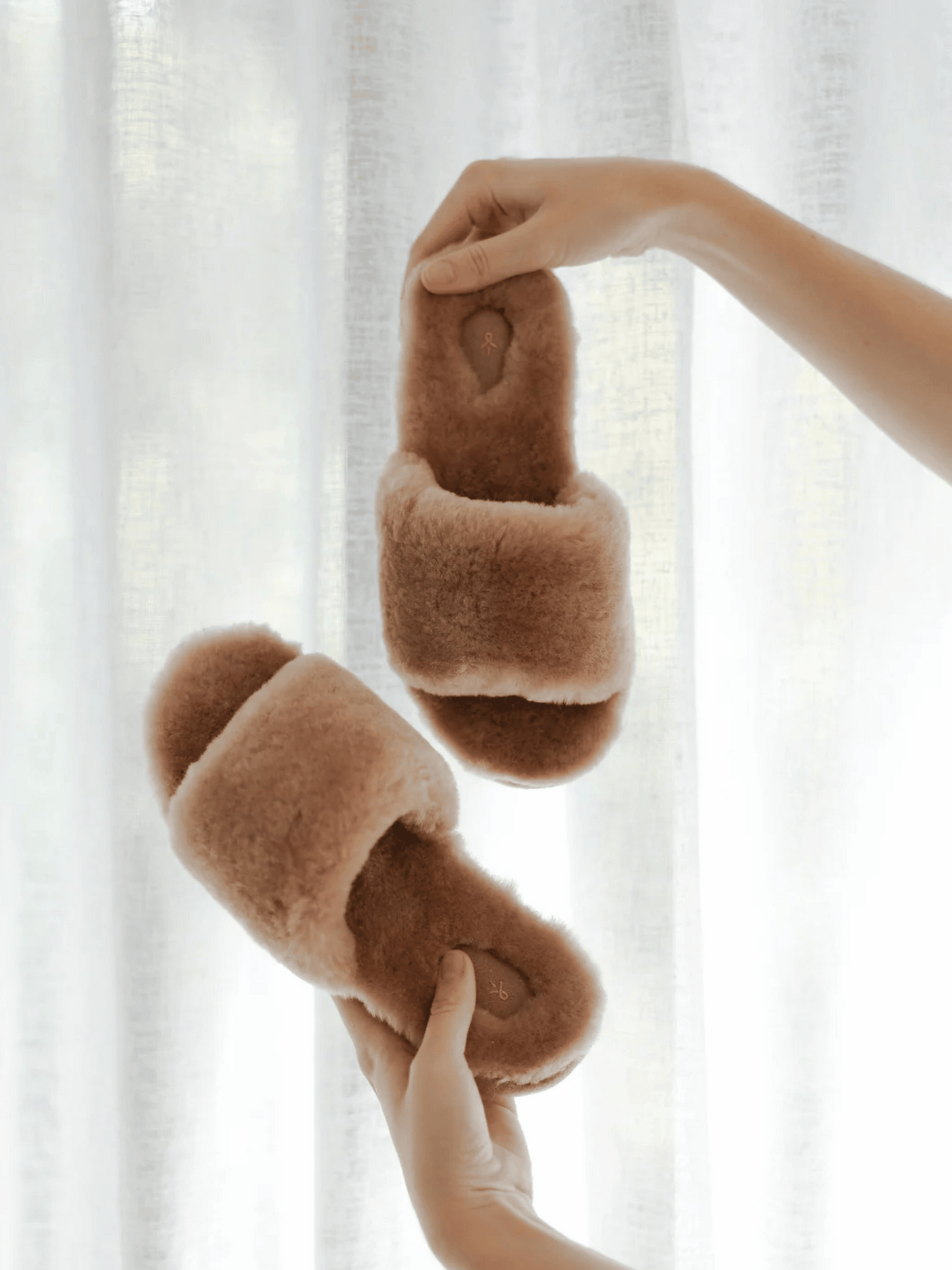 Emu Australia - Mckay Slider Slipper in Camel