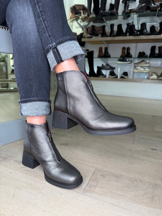 Jose Saenz - Pewter Leather Block Heel Zip Up Boot