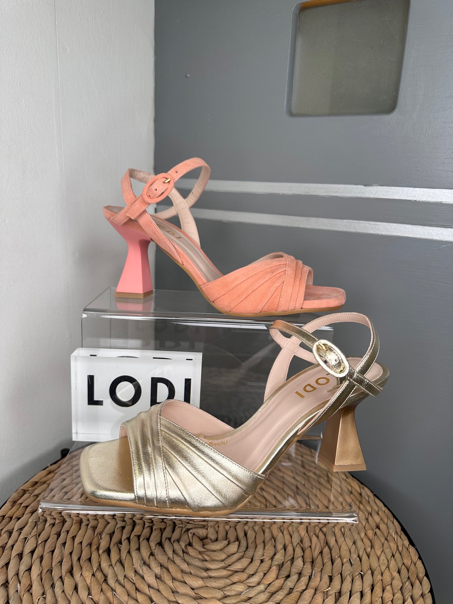 Lodi - Glisus Peach Suede Mid Heel Sling Back Sandal