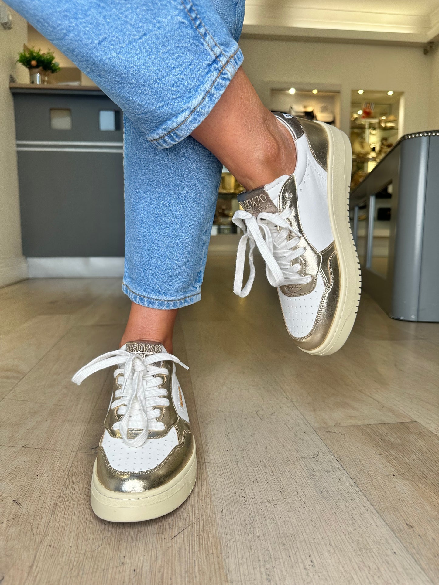 Back 70 - Metallic Gold / White / Soft Bronze Trim Trainer