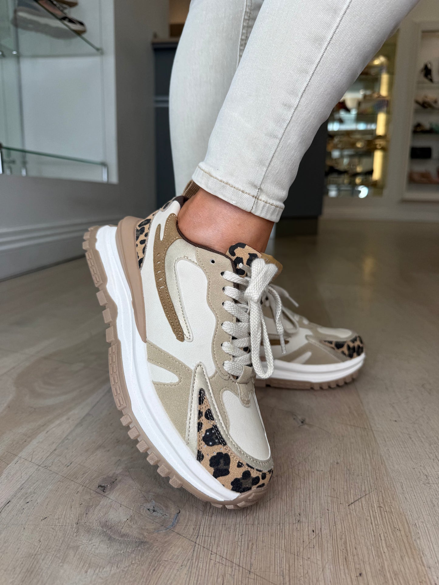 Blowfish Malibu - Leo Leopard Print / Cream Multi Lace Up Chunky Trainer