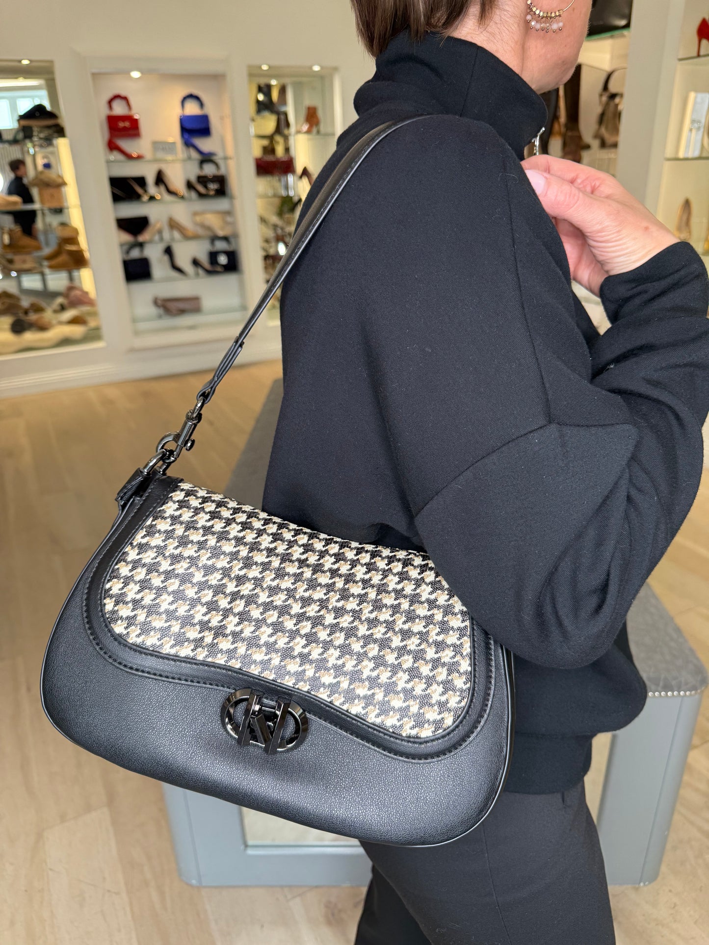 Hispanitas - Houndstooth Shoulder Bag