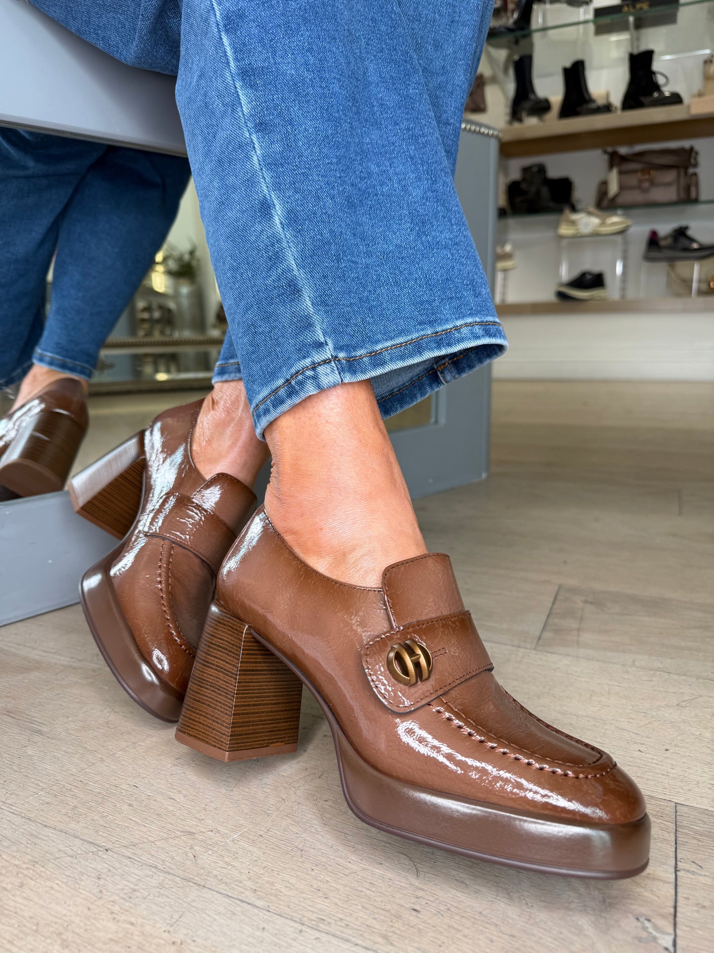 Hispanitas - Flexy Patent Mocha Block Heel Shoe With Platform Sole