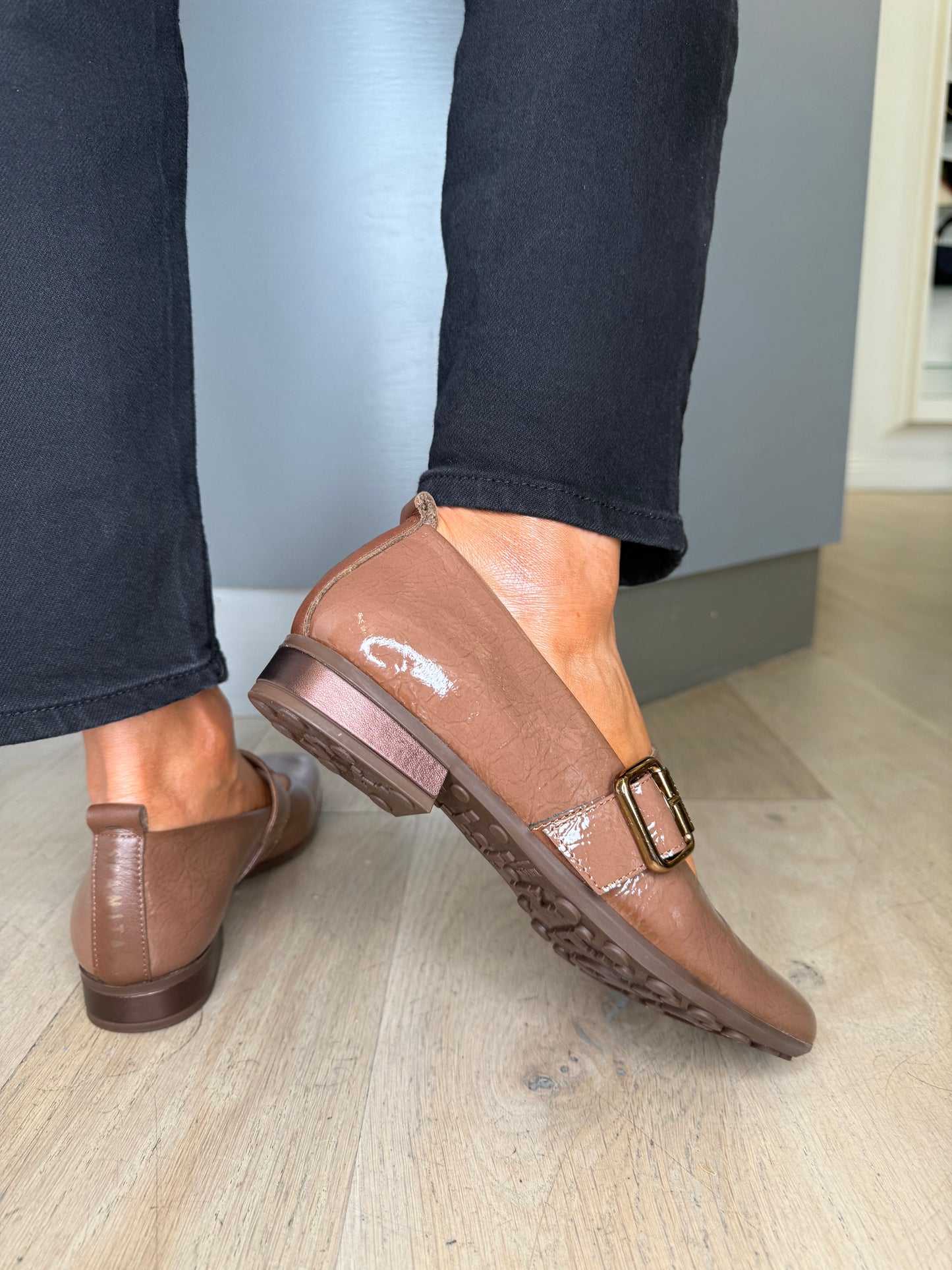 Hispanitas - Mocha Flexy Patent Square Toe Mary Jane Shoe