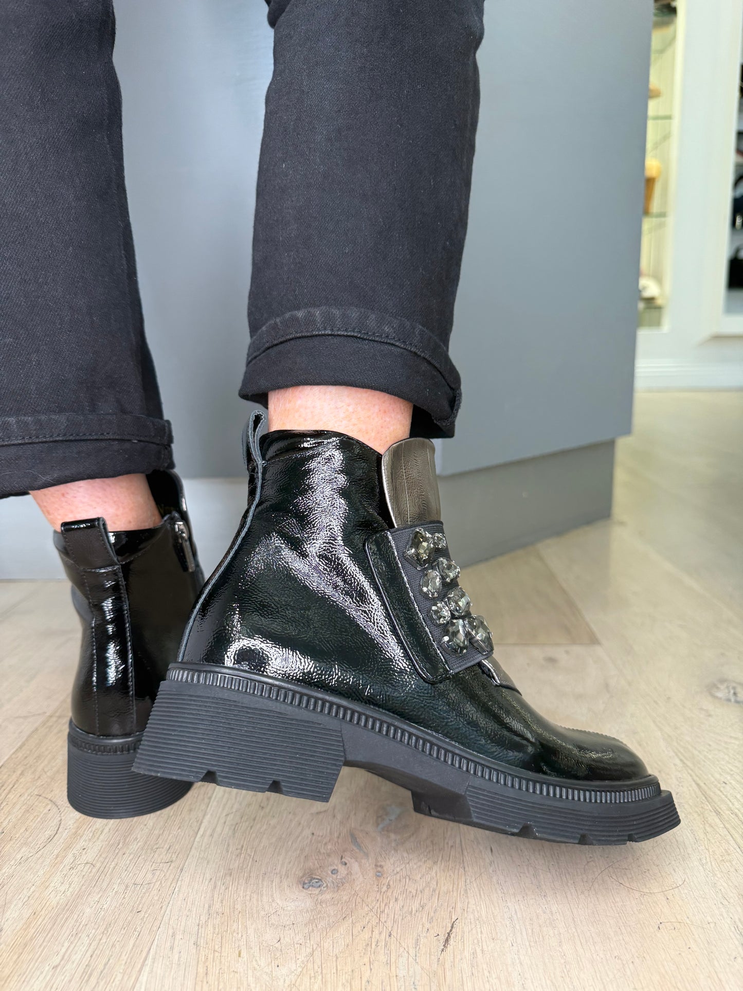 Loretta Vitale - Black Flexy Patent Biker Boot Style With Stone Detail
