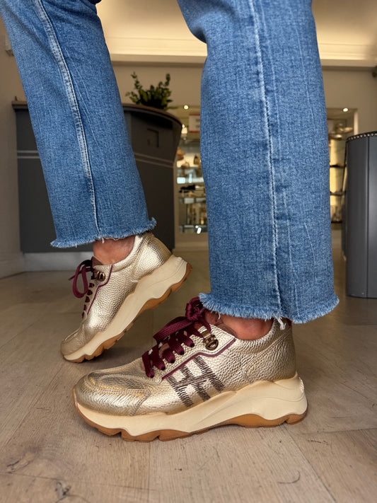 Hispanitas - Antique Gold Trainer With Wine Lace & Trim