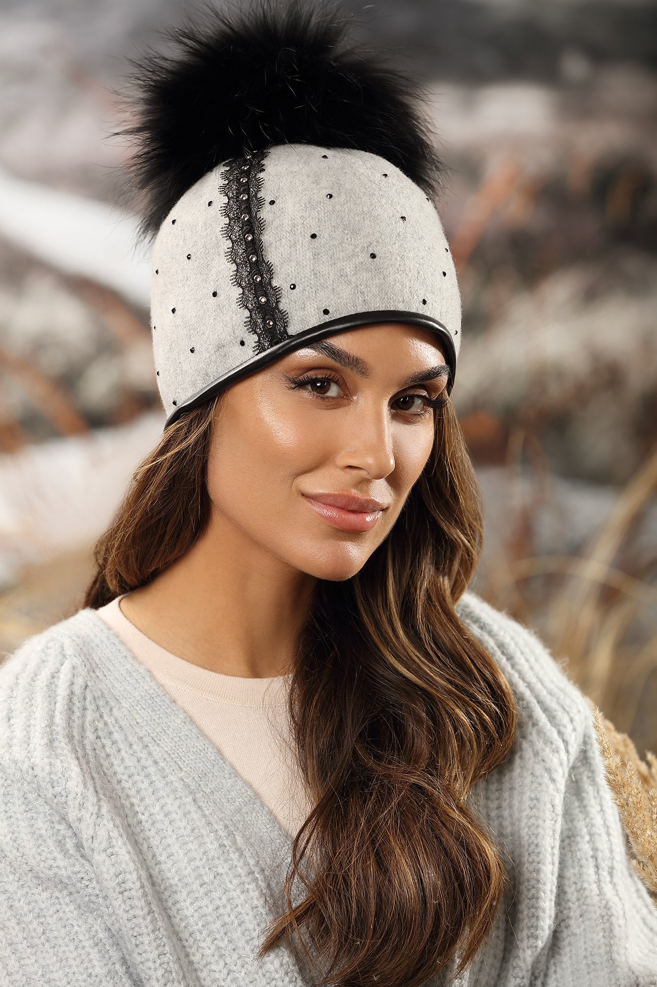 Willi Hat - Zoti Grey Pompom Hat