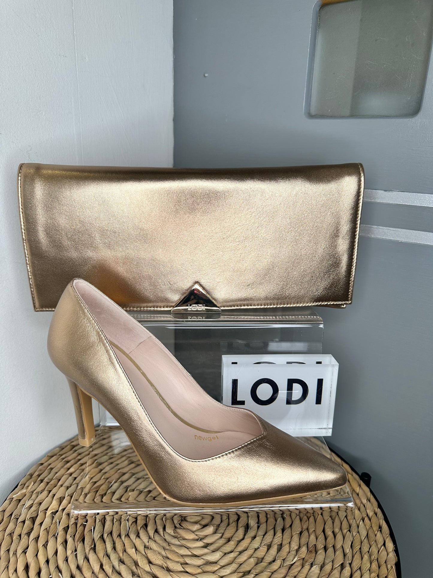 Lodi - Soft Bronze Metallic Leather Court Shoe