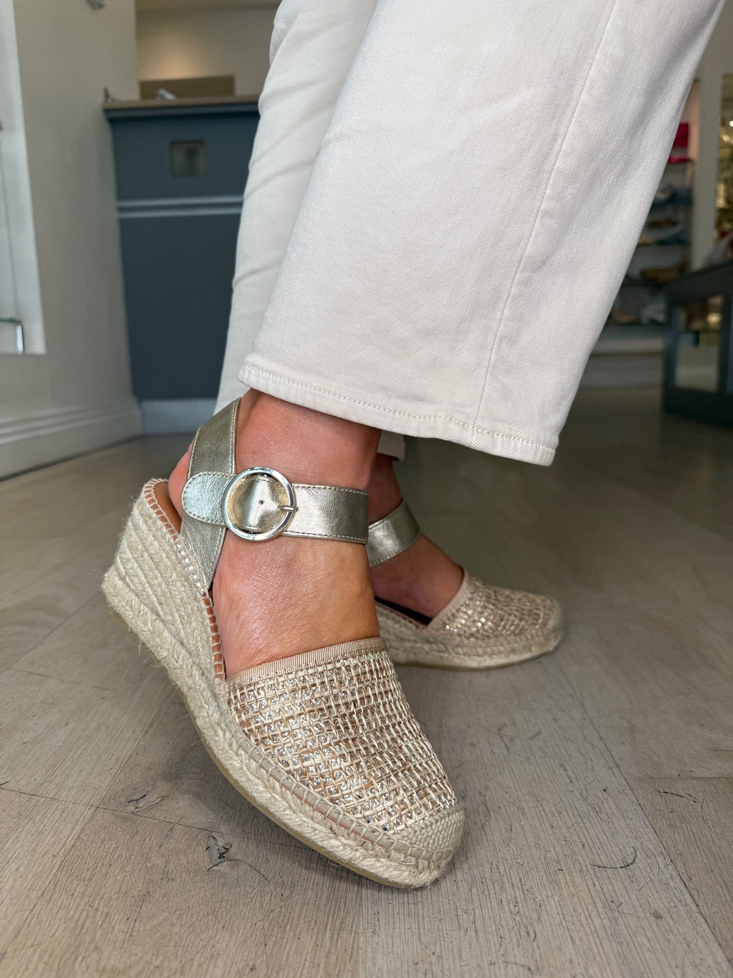 Viguera - Gold Mix Espadrille Closed Toe Medium Wedge