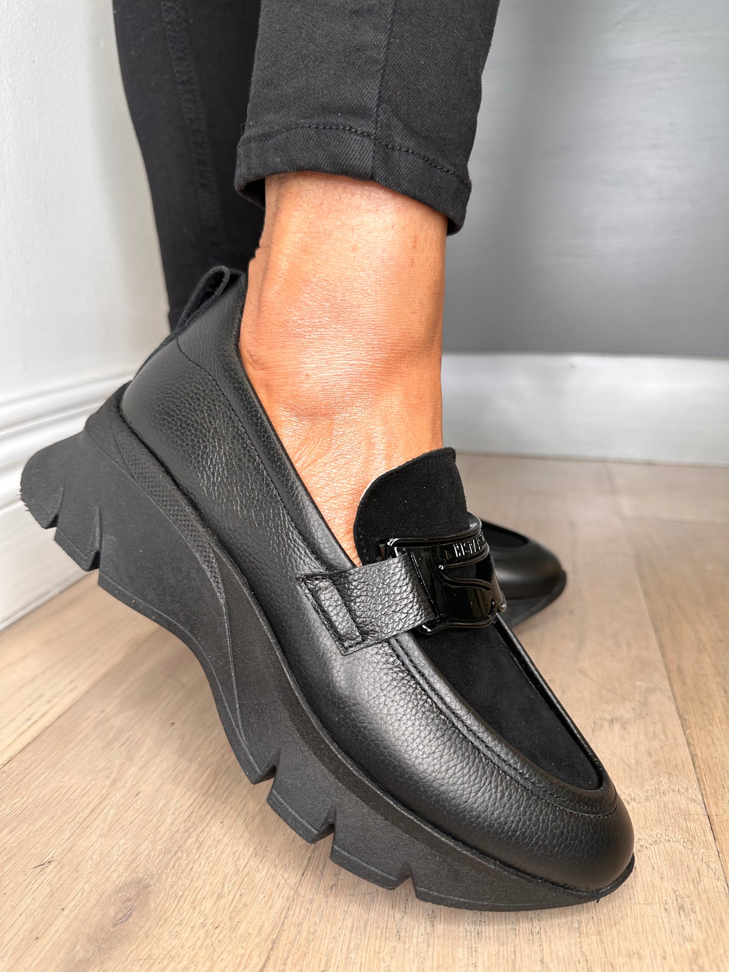 Hispanitas - Black Leather & Suede Mix Sporty Slip On Shoe