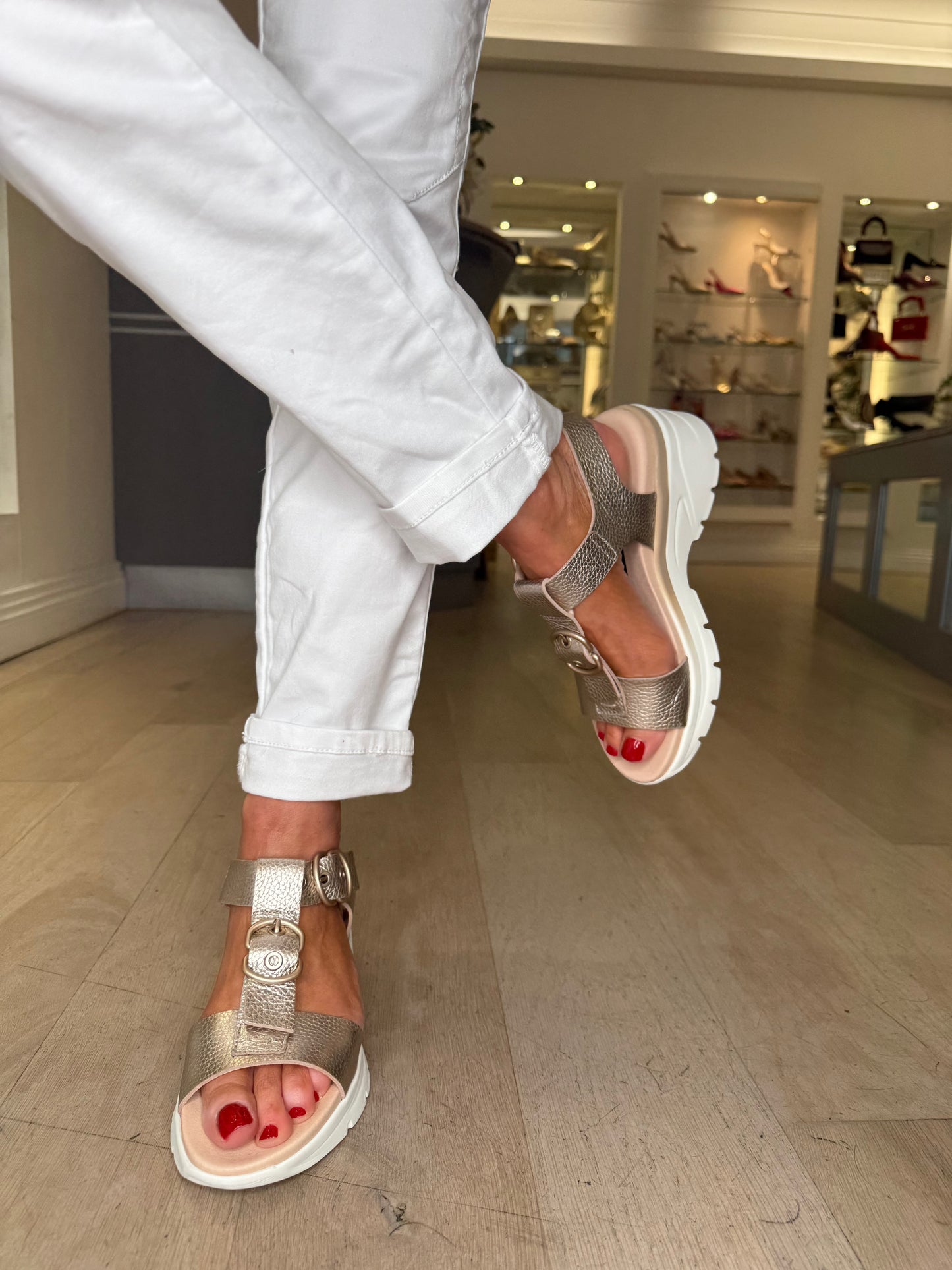 Hispanitas - Antique Gold T-Bar Sandal