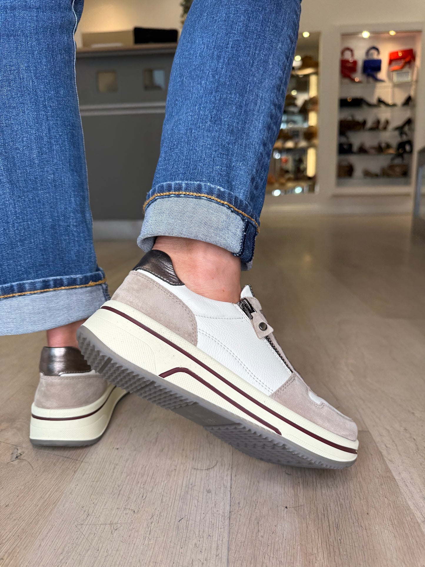 Ara -Cashmere Cream/ Taupe Suede Mix Side Zip Trainer