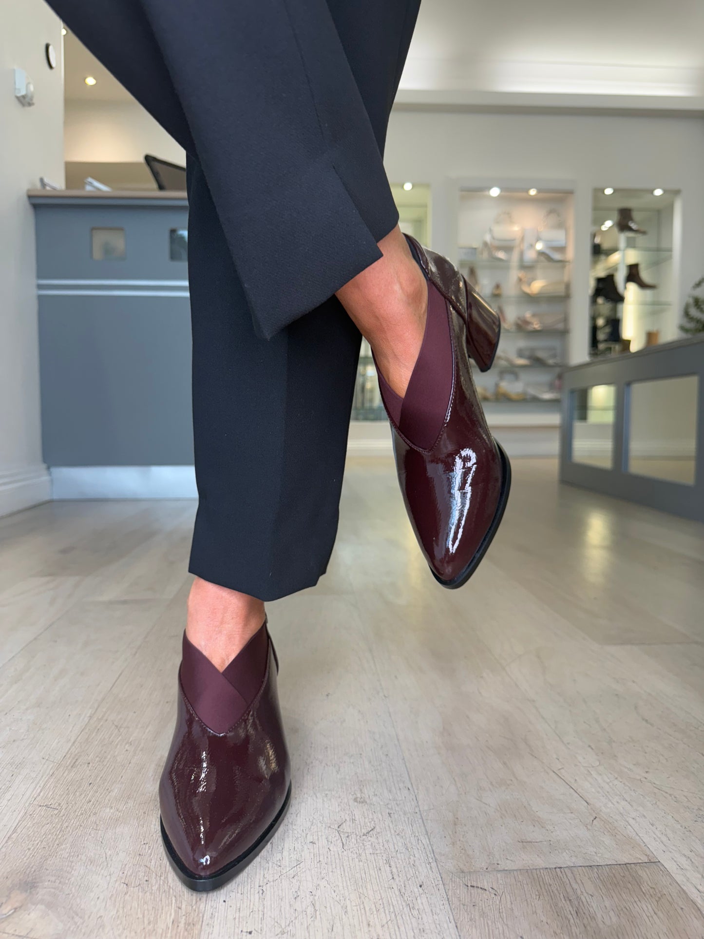 Loretta Vitale - Flexy Wine Leather Block Heel Shoe