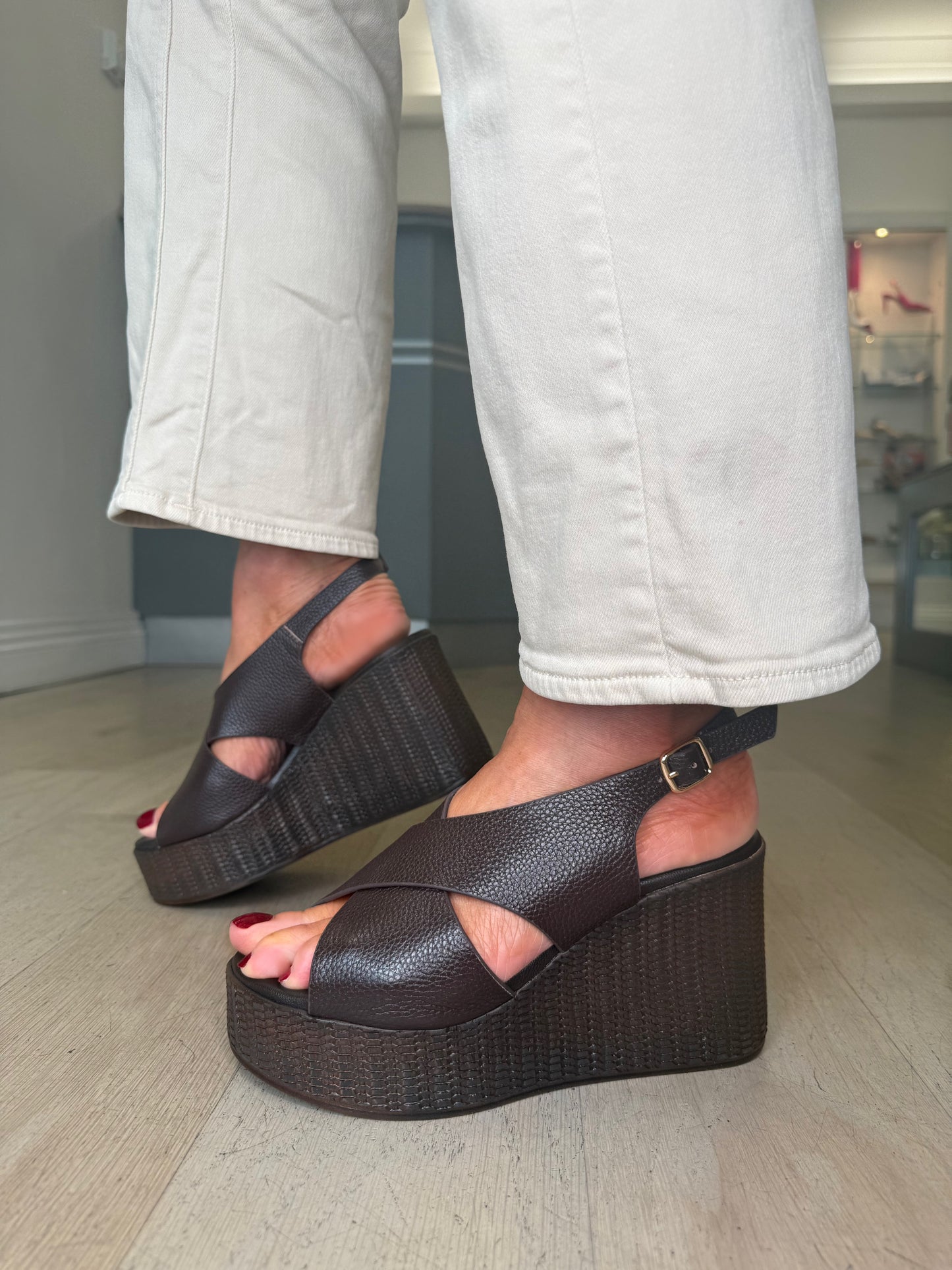 Repo - Dark Brown Crossover Wedge Sandal With Platform Sole