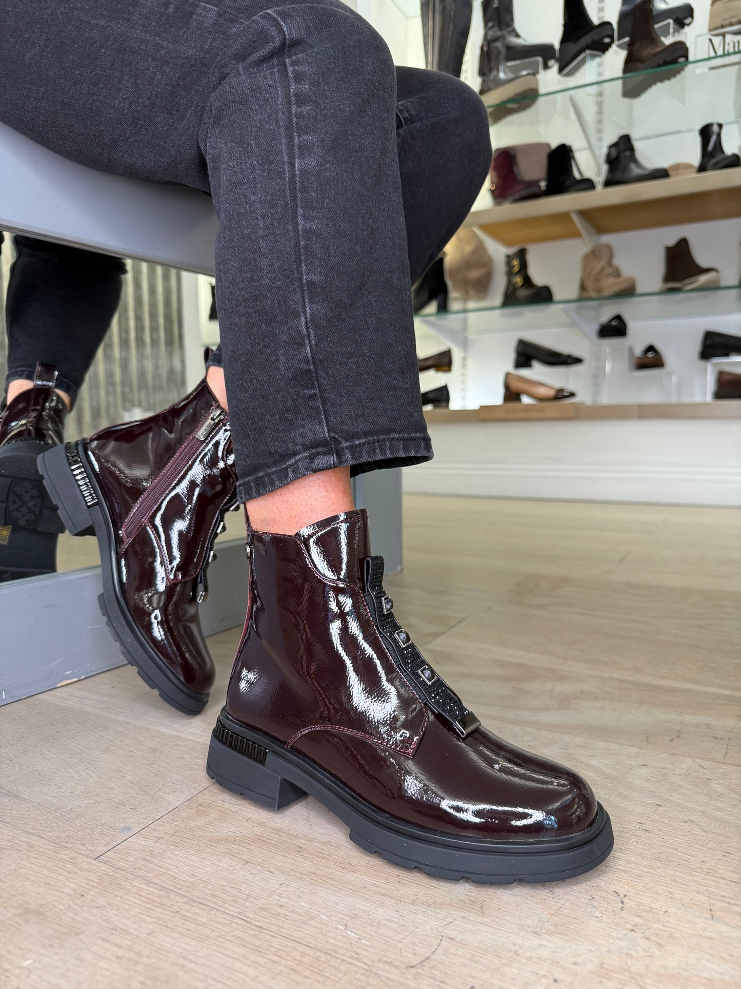 Loretta Vitale - Rich Bordo Flexy Patent Biker Style Boot