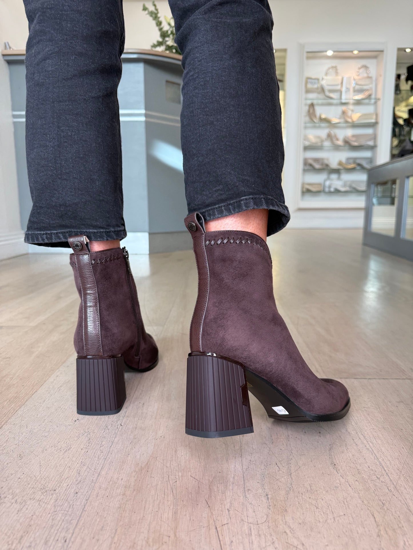 Loretta Vitale - Chocolate Brown Suede Western Style Block Heel Boot