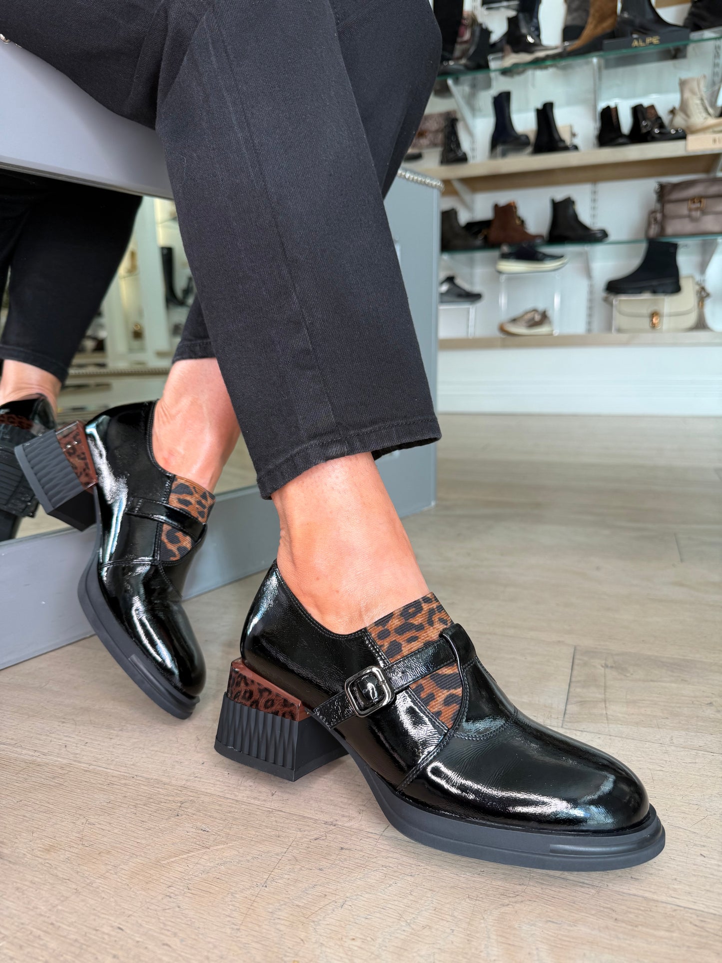 Loretta Vitale - Black Patent Block Heel Brogue Wit Leopard Print Trim