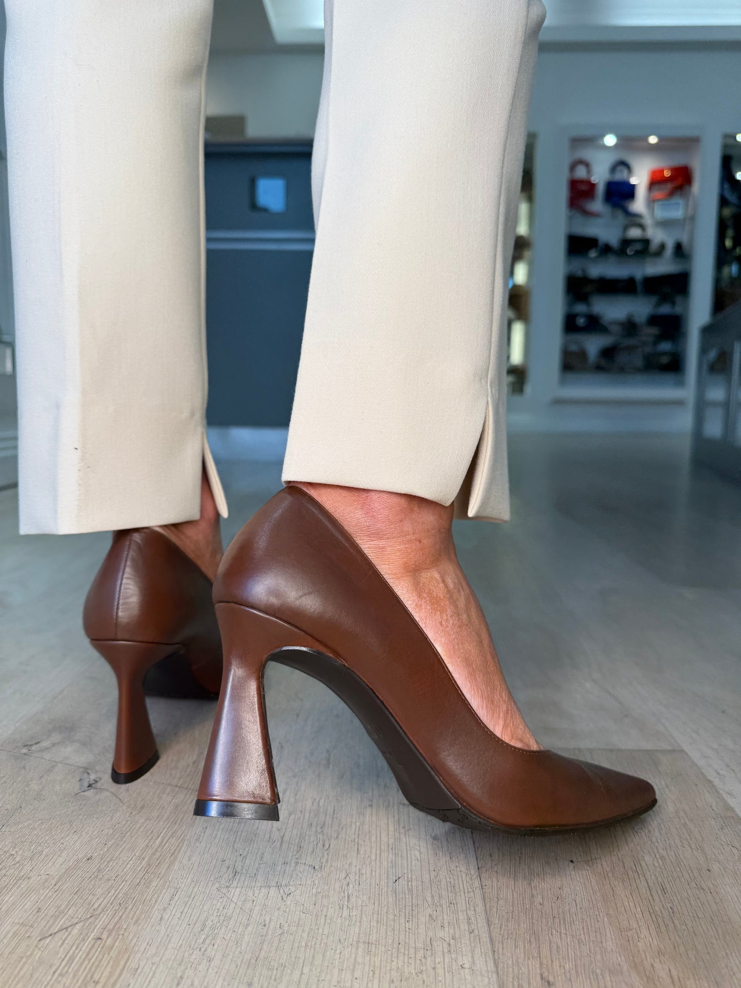 Lodi - Rich Brown Leather Pointy Toe Court Shoes