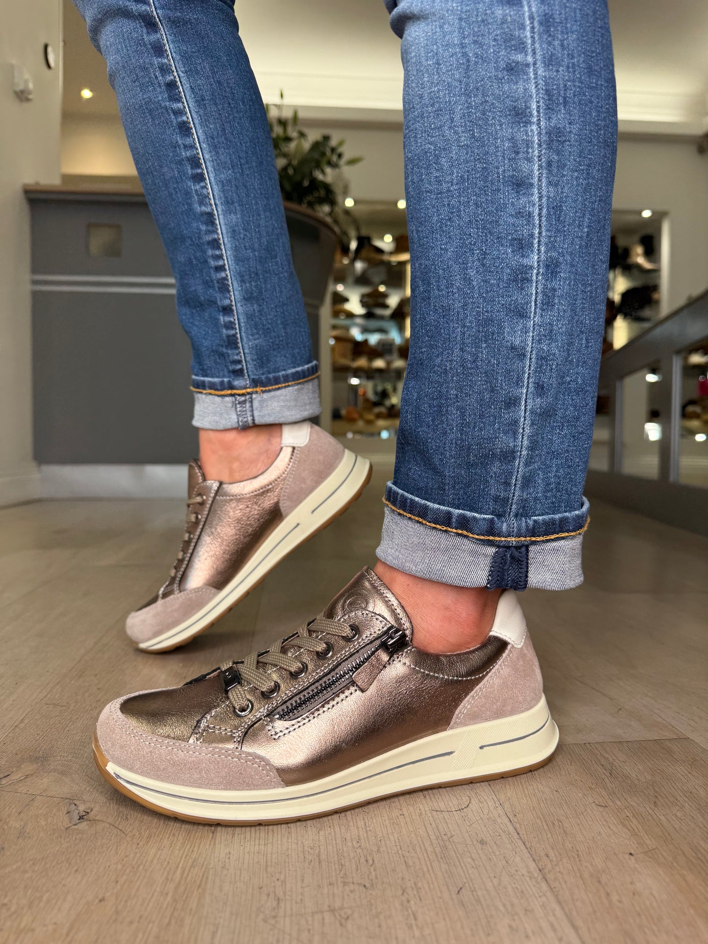 Ara -Soft Bronze/ Beige Suede Suede Side Zip Trainer