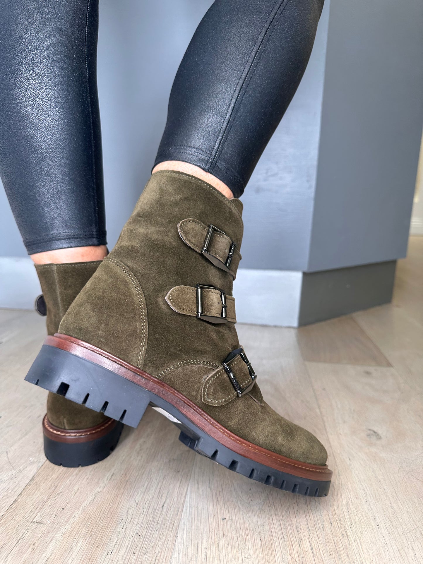 Alpe - Khaki Suede Chelsea Style Boot With Strap Detail