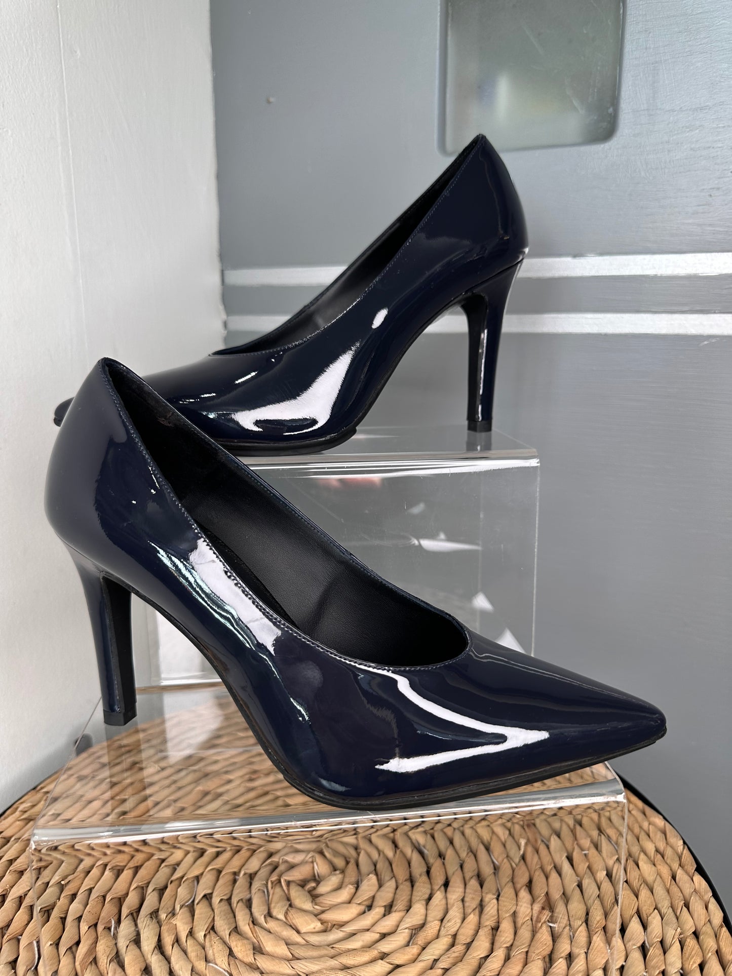 Lodi -Rinata Dark Navy Flexy Patent Pointy Toe Court