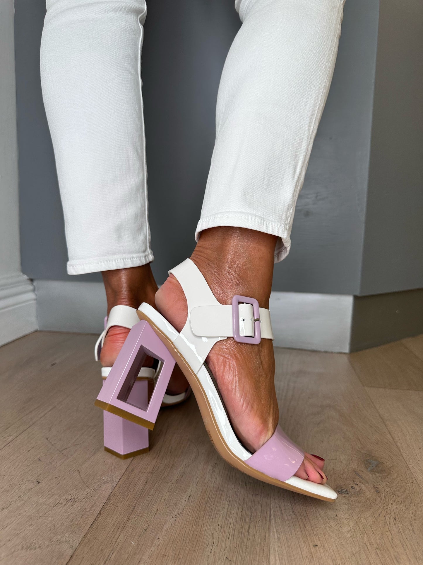 Loretta Vitale - Lilac / White Patent Block Heel Sandal