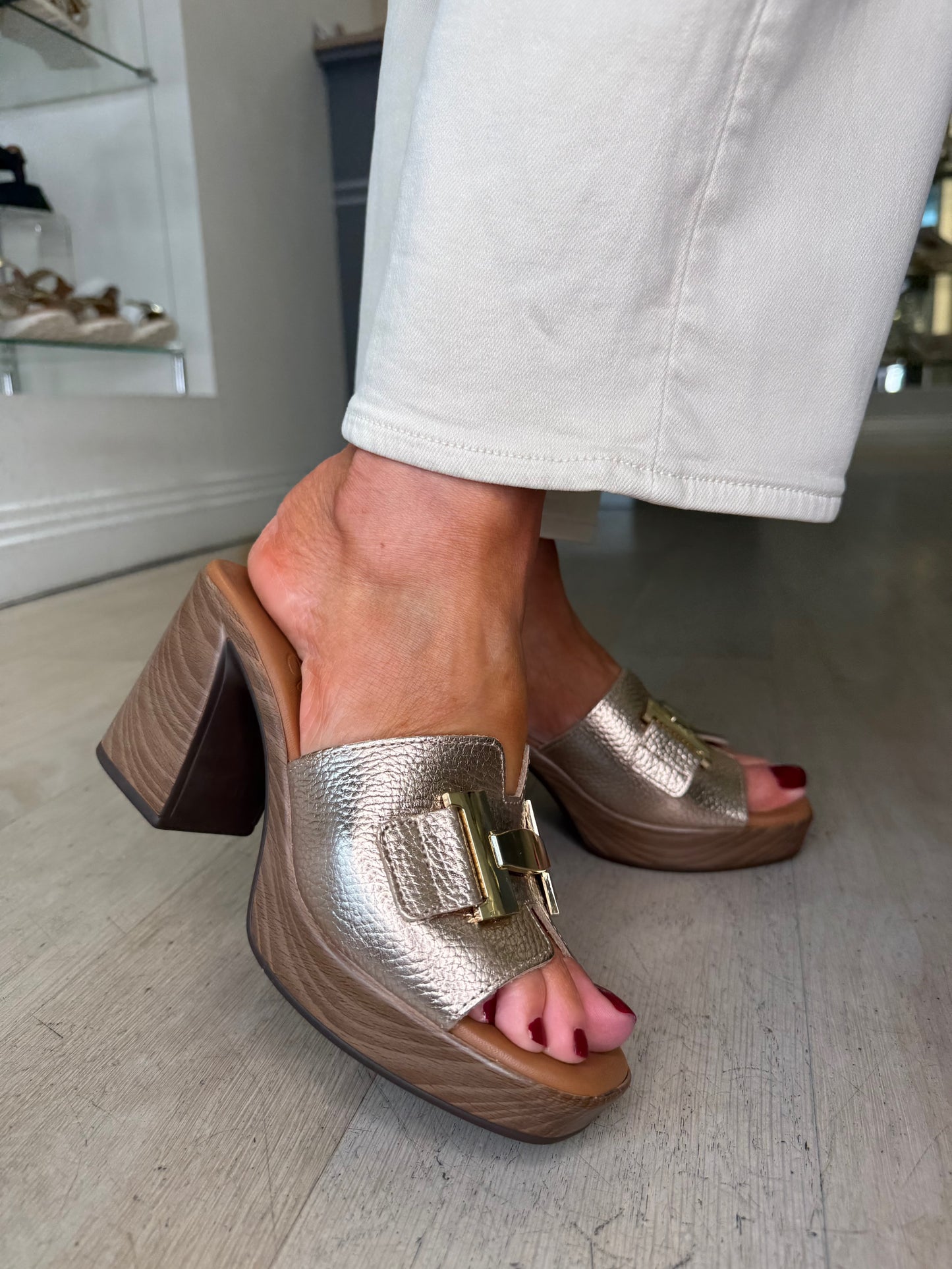 Oh My Sandals -Soft Metallic Bronze Block Heel Mule With Platform Sole