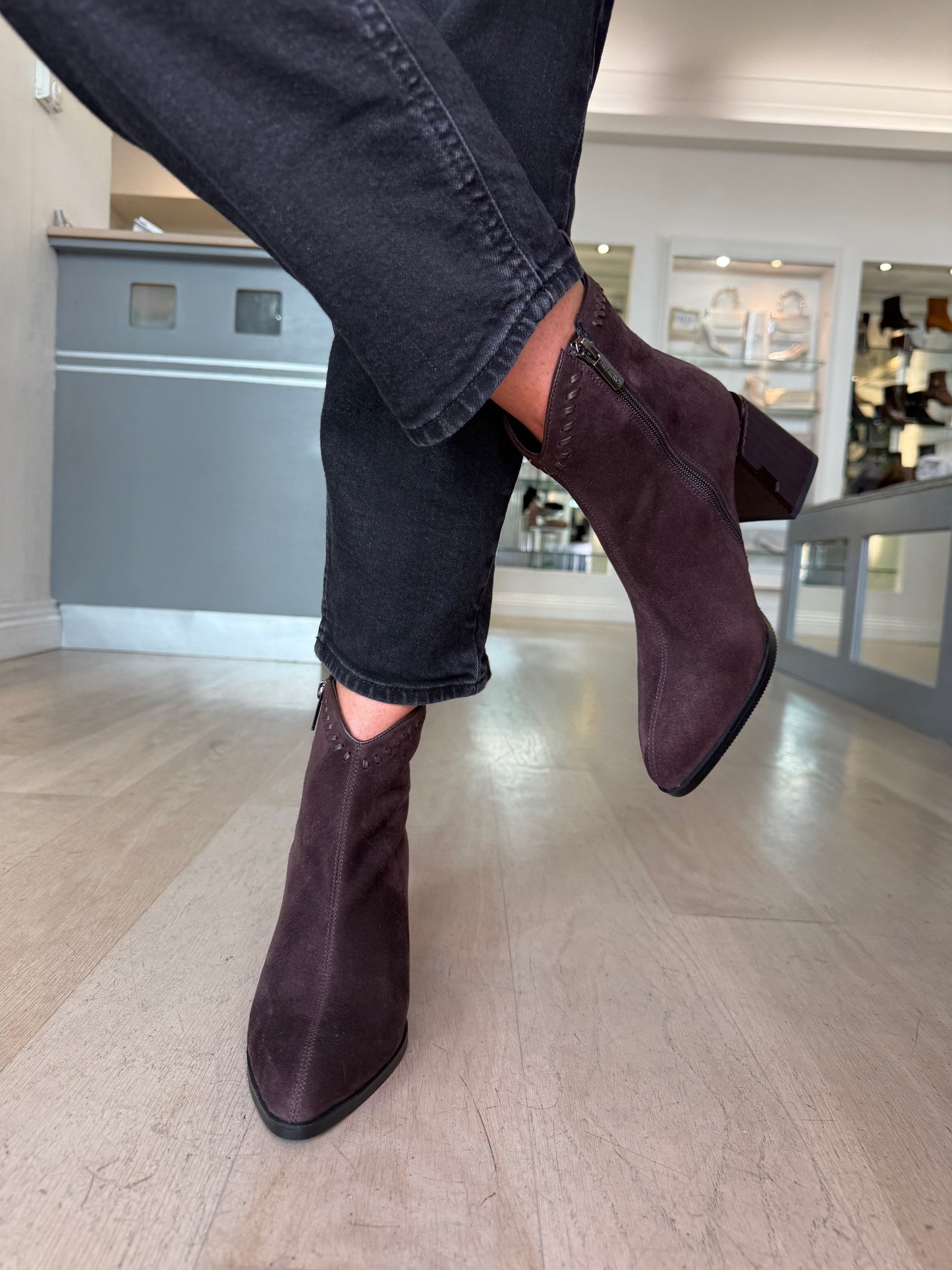 Loretta Vitale - Chocolate Brown Suede Western Style Block Heel Boot