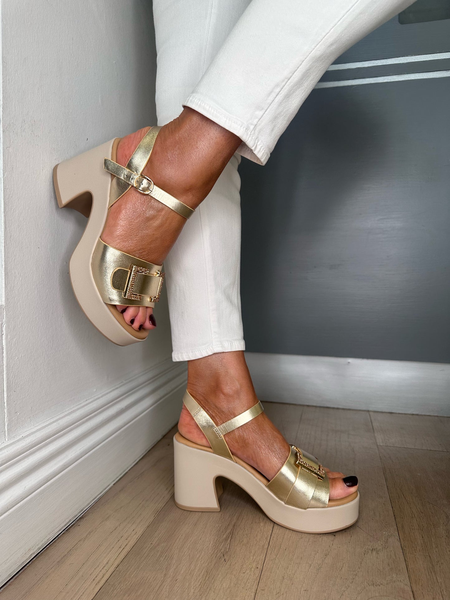 Repo - Gold Sandal With Block Heel & Platform Sole