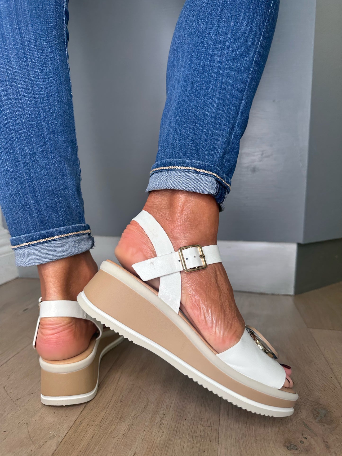Repo -  White Sandal With Gold & Cream Trim & A Medium Wedge Heel