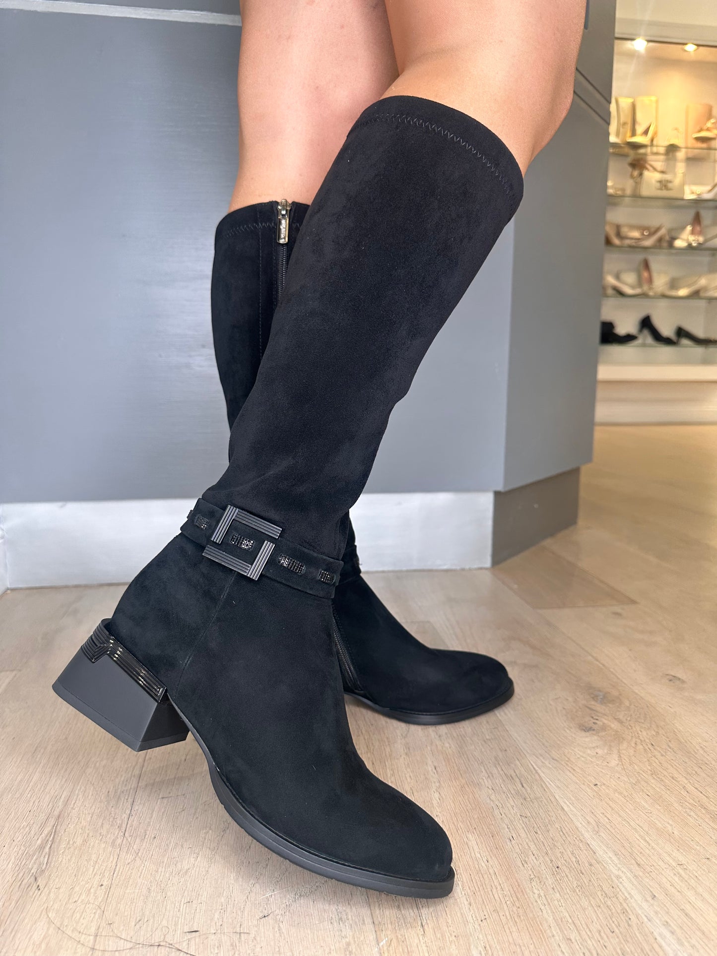 Loretta Vitale - Long Suede Black Boot With Small Block Heel