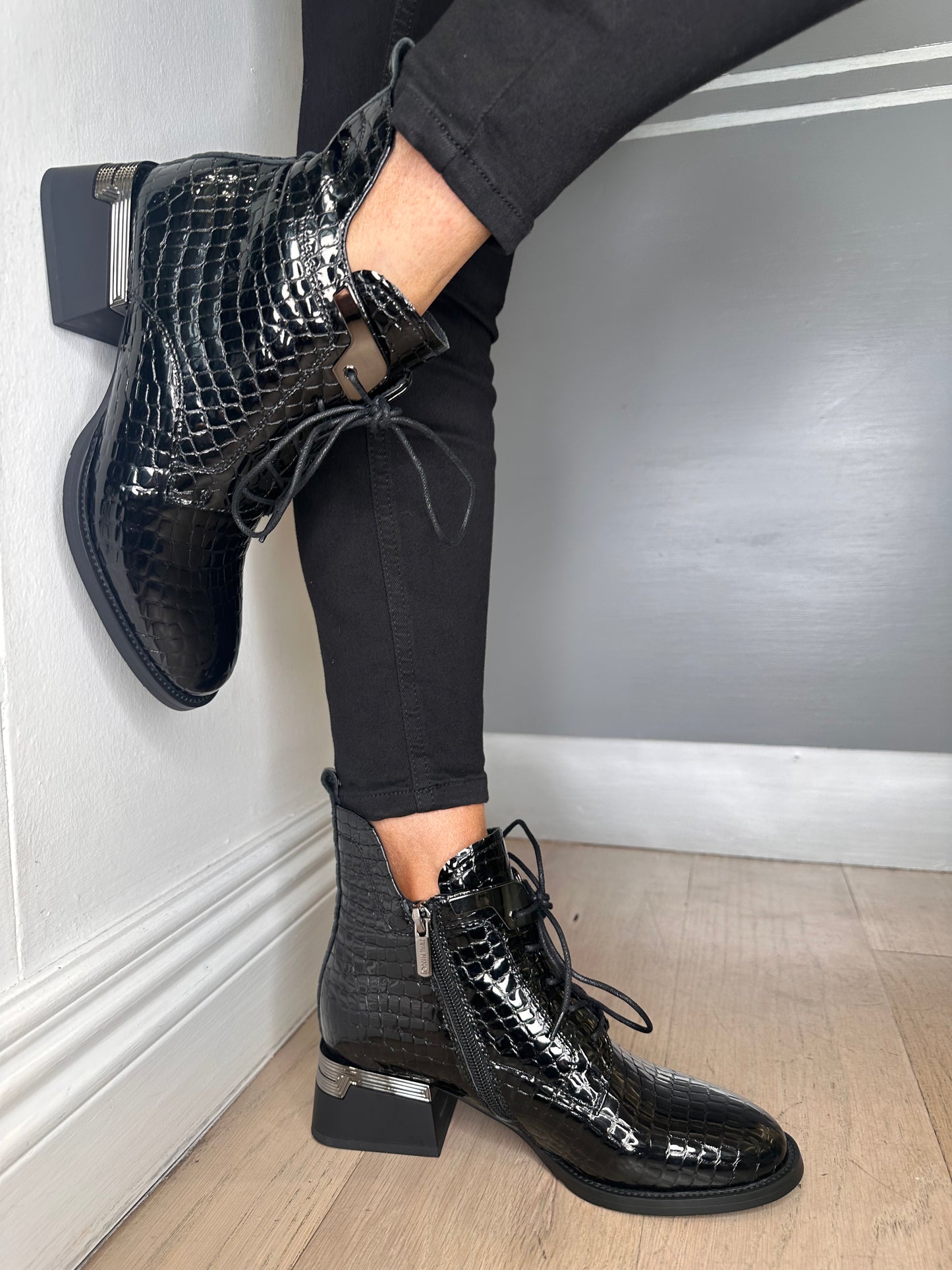 Loretta Vitale - Black Mock Croc Flexy Patent Leather Boot